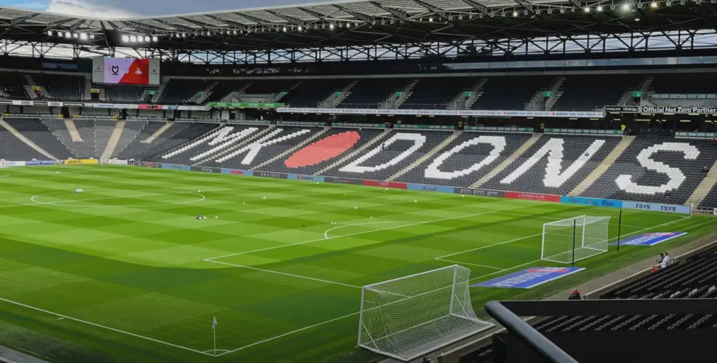 Stadium MK 運用利凌車牌辨識系統提升安全與效率